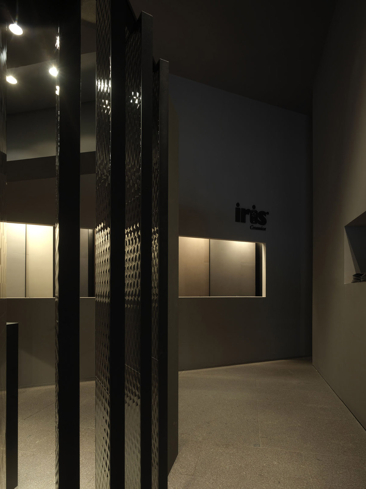 Iris Ceramica - Moving-Fuorisalone